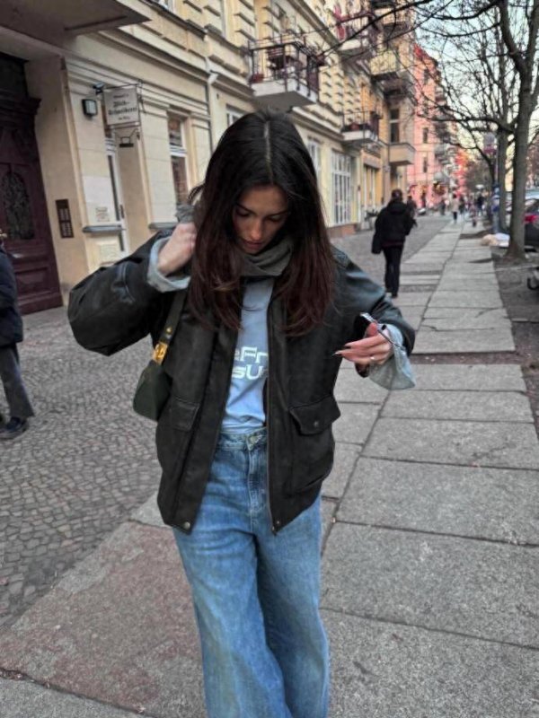 中证策略 ins 博主 vivabenard 的穿搭秘籍：基础款也能搭出惊艳造型