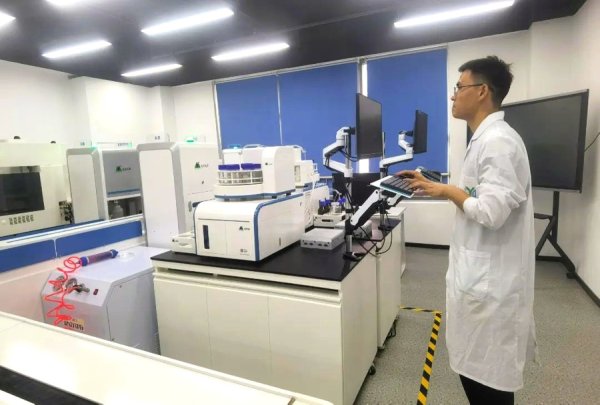 上阳网配资 全国首家民营AI智慧化环境监测实验室在松江建成